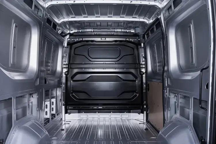 3911343 105kW 87kWh H2 Acenta Van Auto